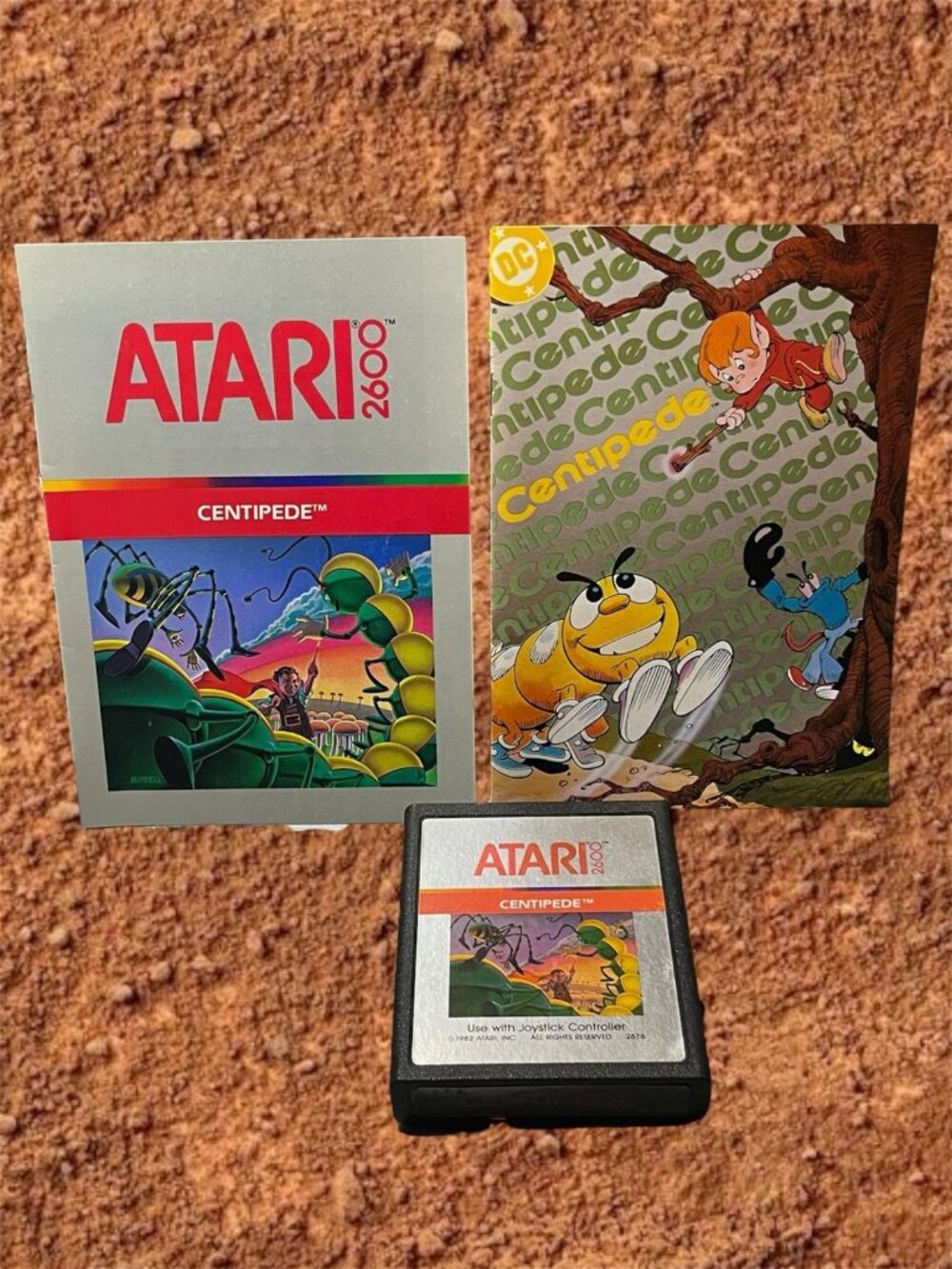 Centipede (Atari 2600, 1981) With Manual & DC Comic
